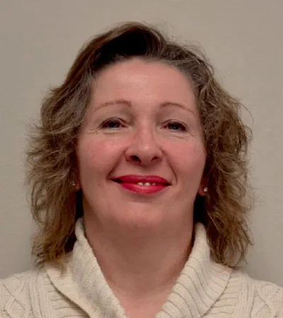 Photo of Tracy Handy